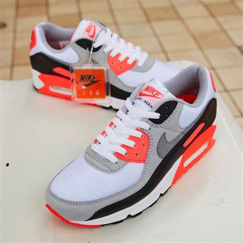 air max 90 sneaker.